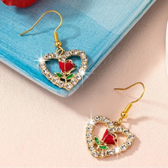 Red Rose & Diamond Heart Gold Toned Earrings - Picture 4 of 5